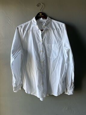 GAP White The Classic Shirt 100% Cotton Long Sleeve Button Up ~ Size L